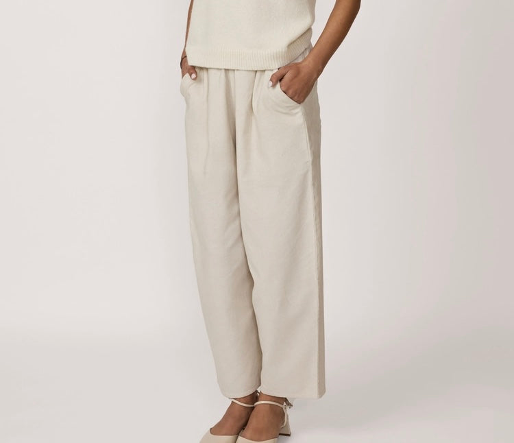 LAUDE the Label Barrel Leg Corduroys