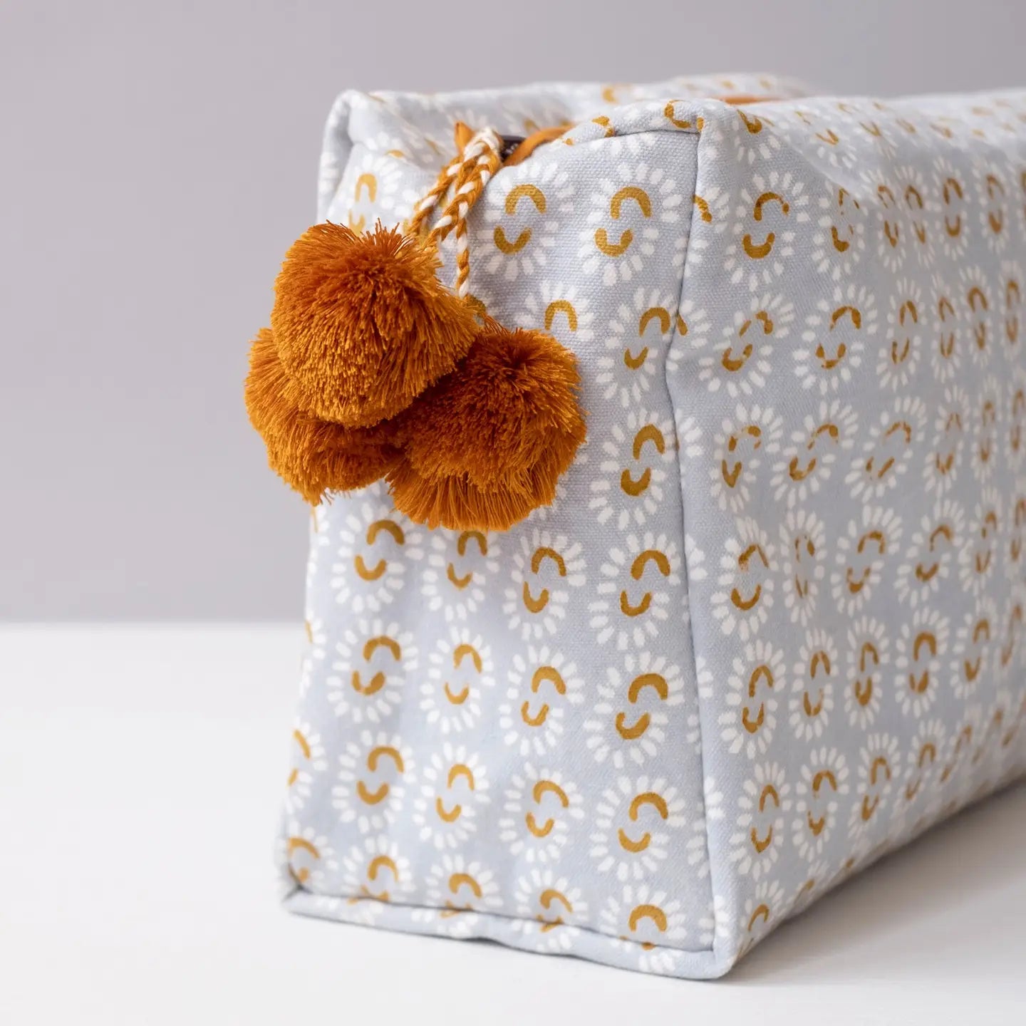 Graymarket Design Toiletry Bag