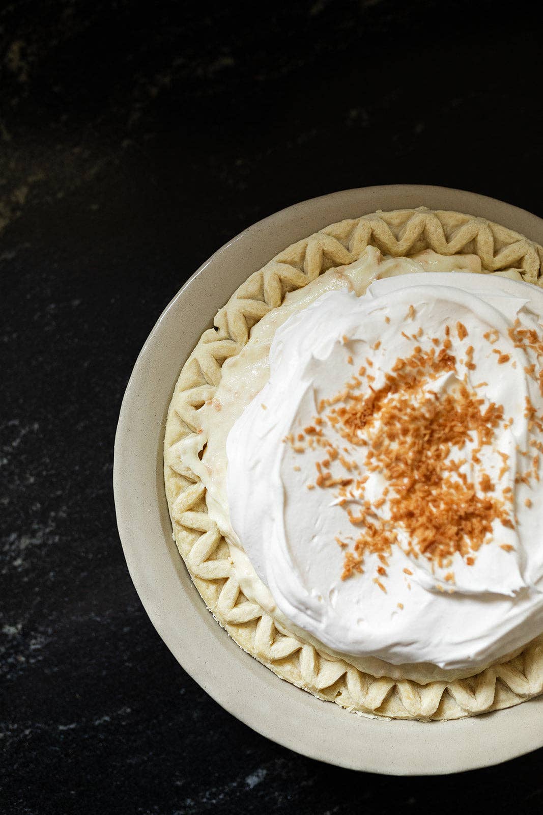 Millstream Home Stoneware Pie Plate