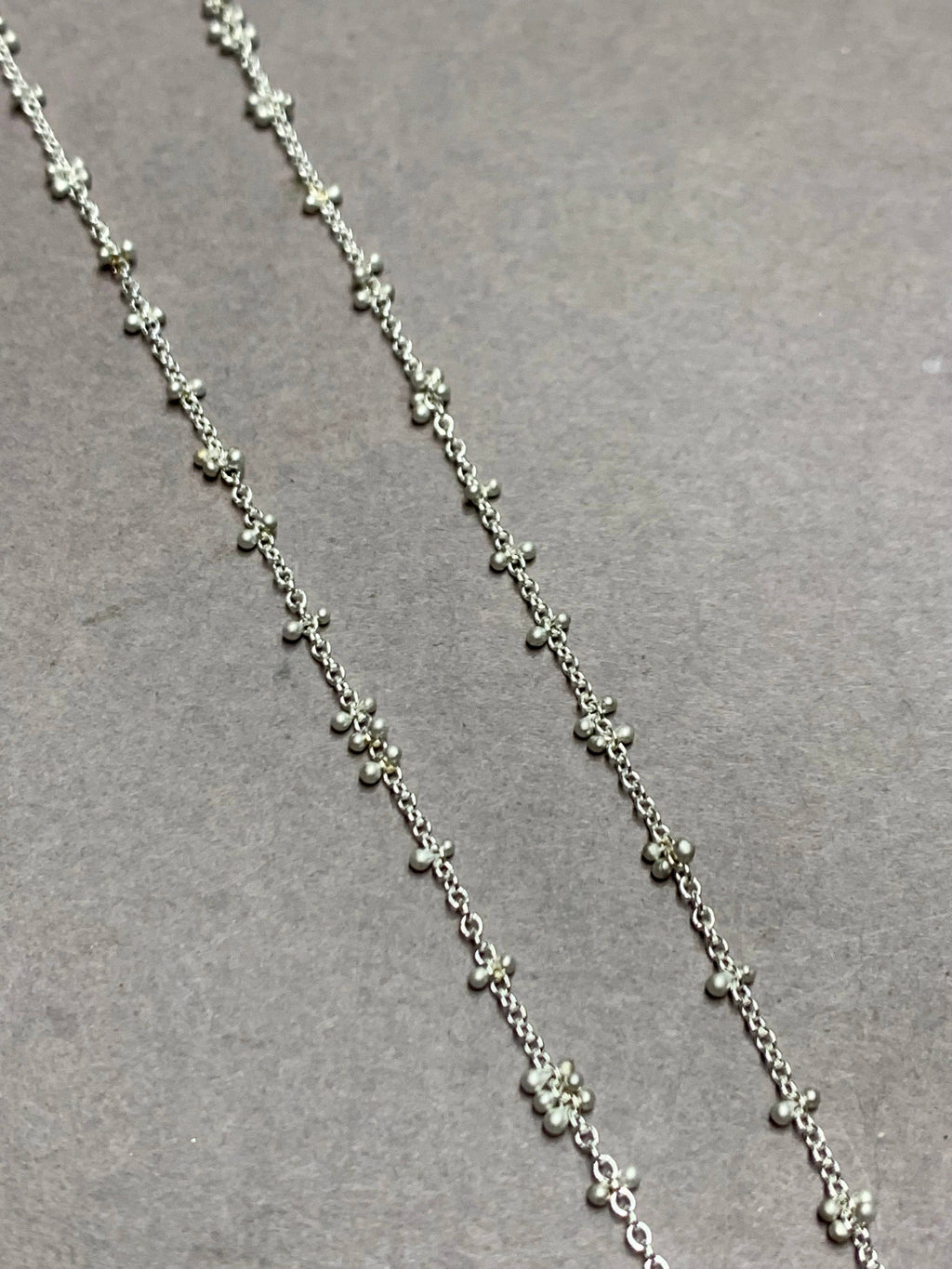 Yedomi Scattered Caviar Necklace