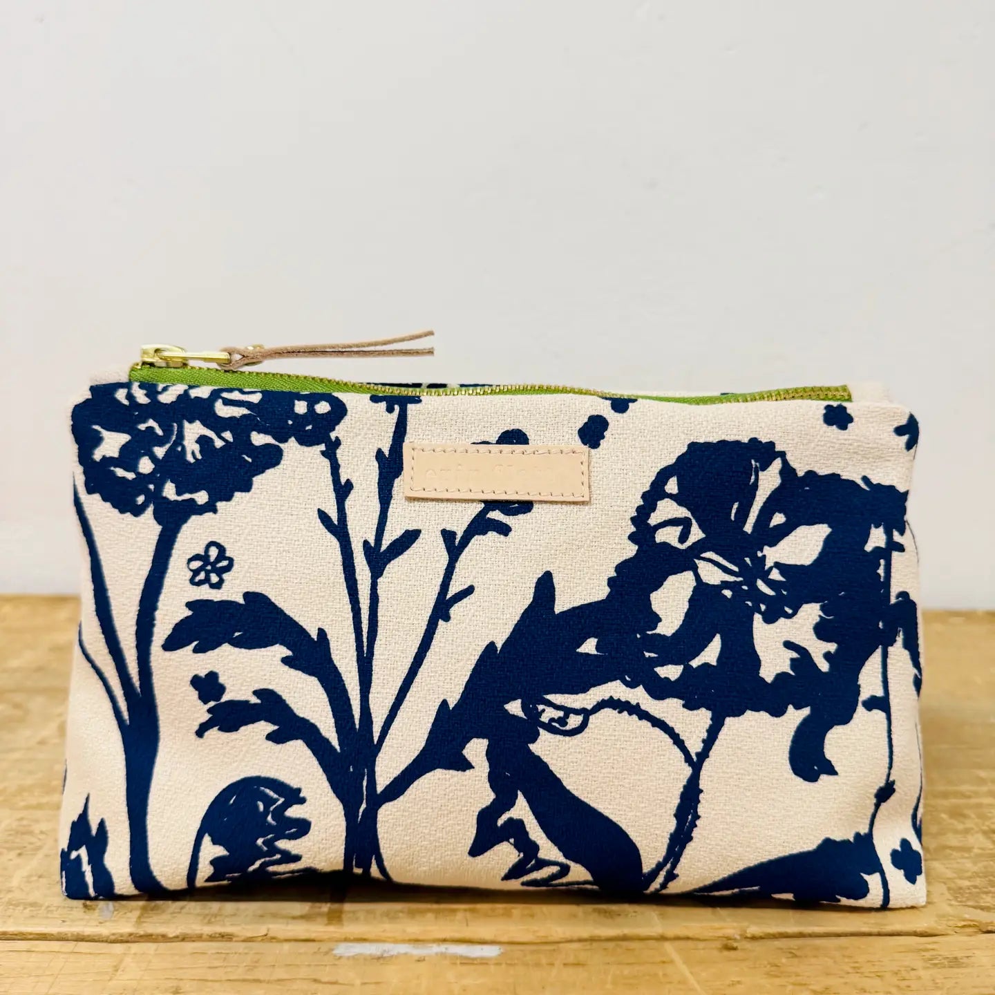 Erin Flett Laura Pouch