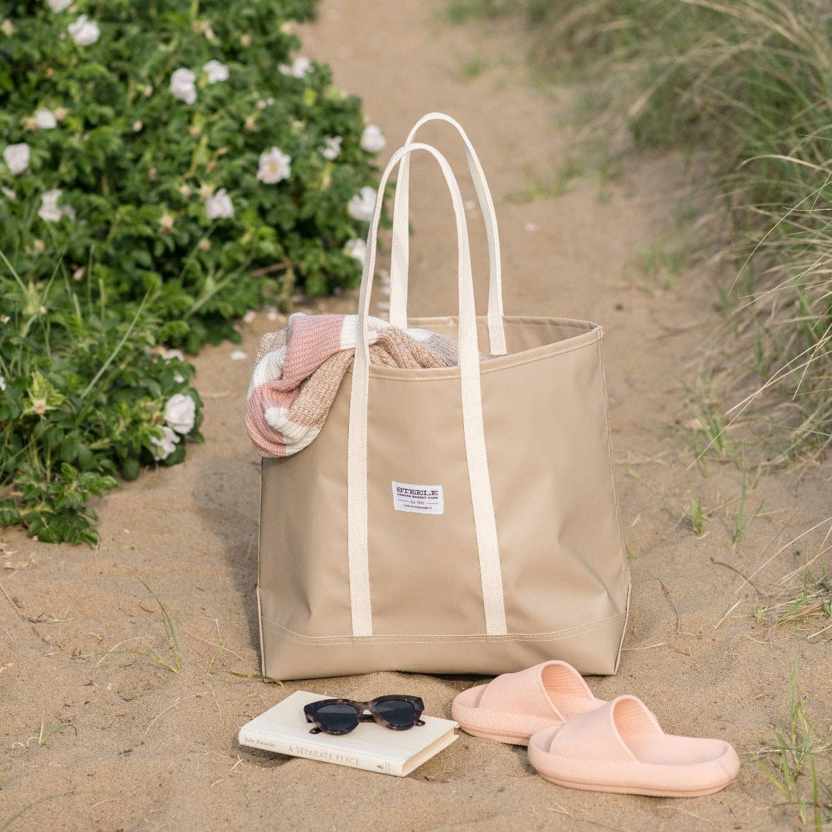 Steele Beach Tote -Tan