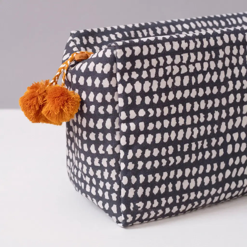 Graymarket Design Toiletry Bag