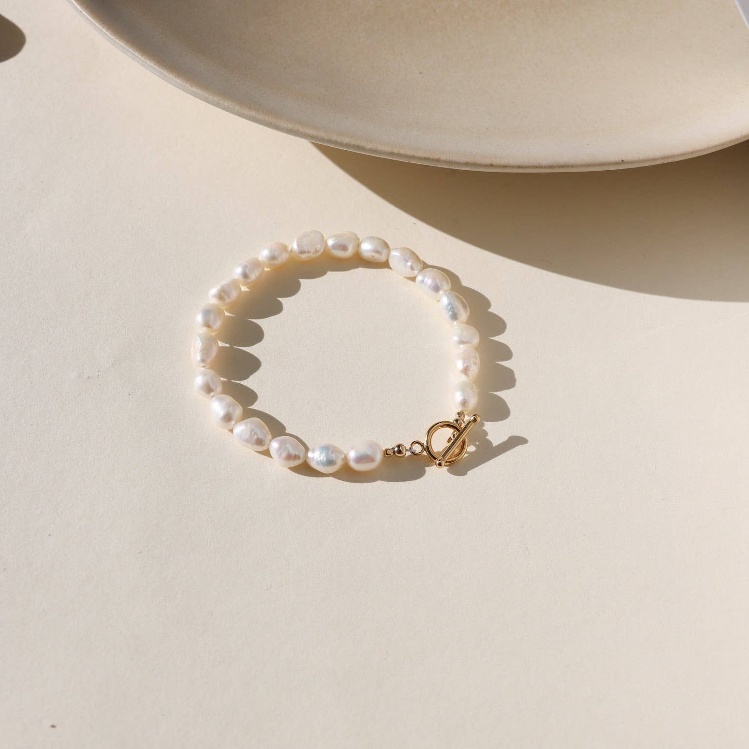 Token Pearl Muse Toggle Bracelet