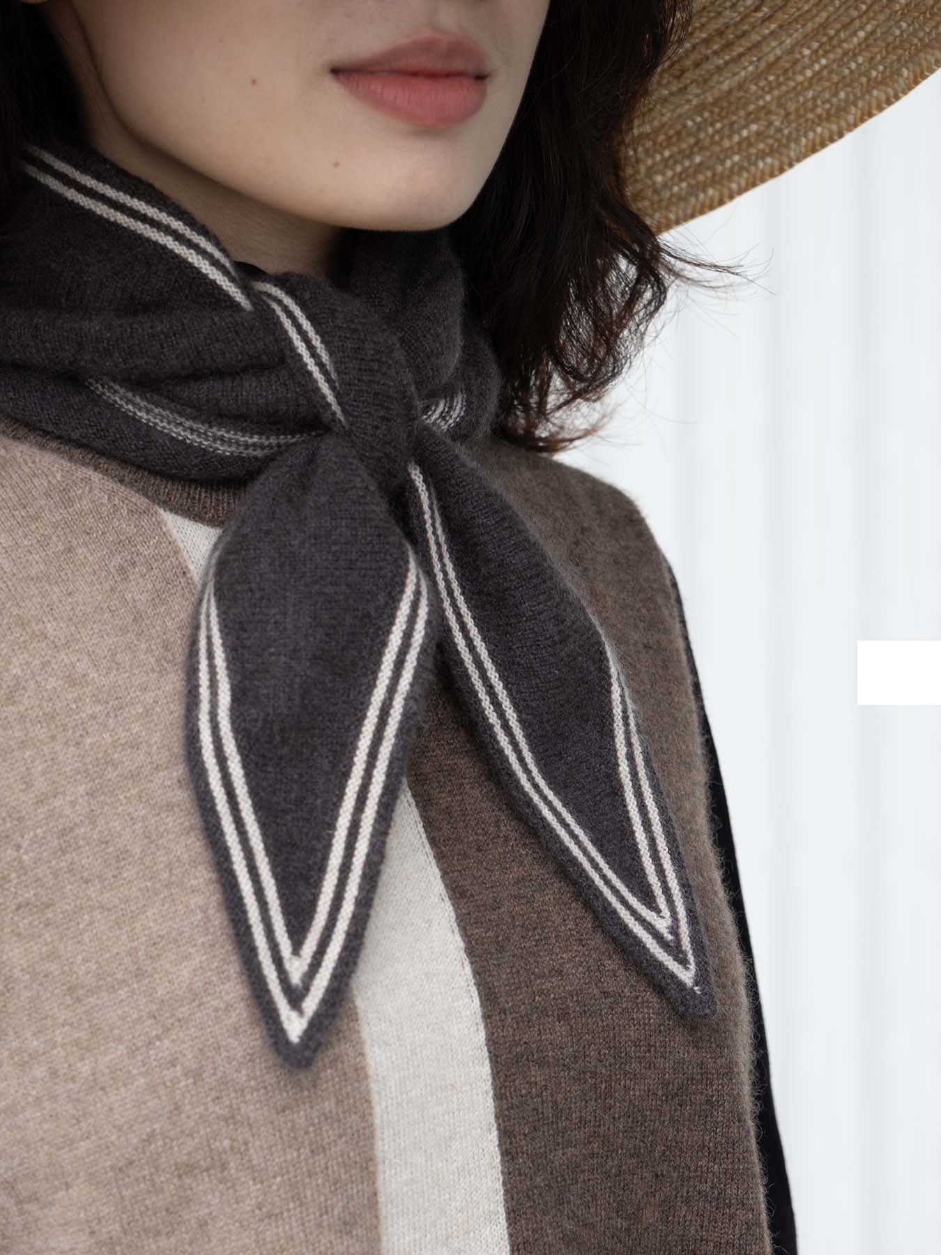 Oats & Rice Cashmere Short Scarf
