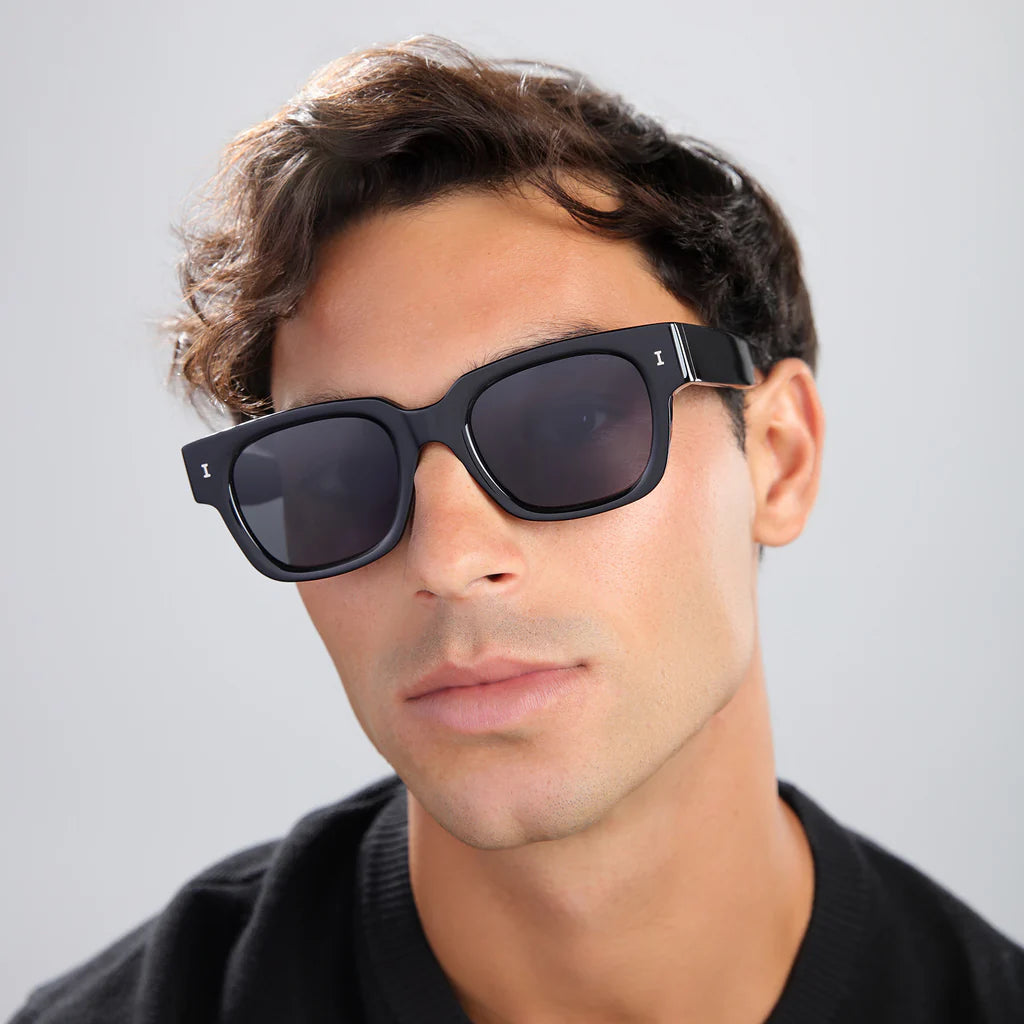 illesteva Francesco Sunglasses