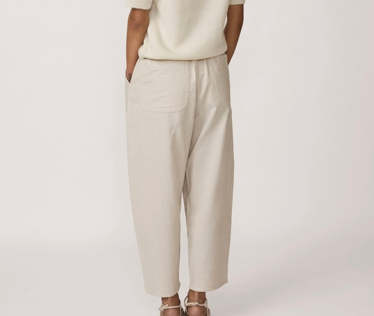 LAUDE the Label Barrel Leg Corduroys