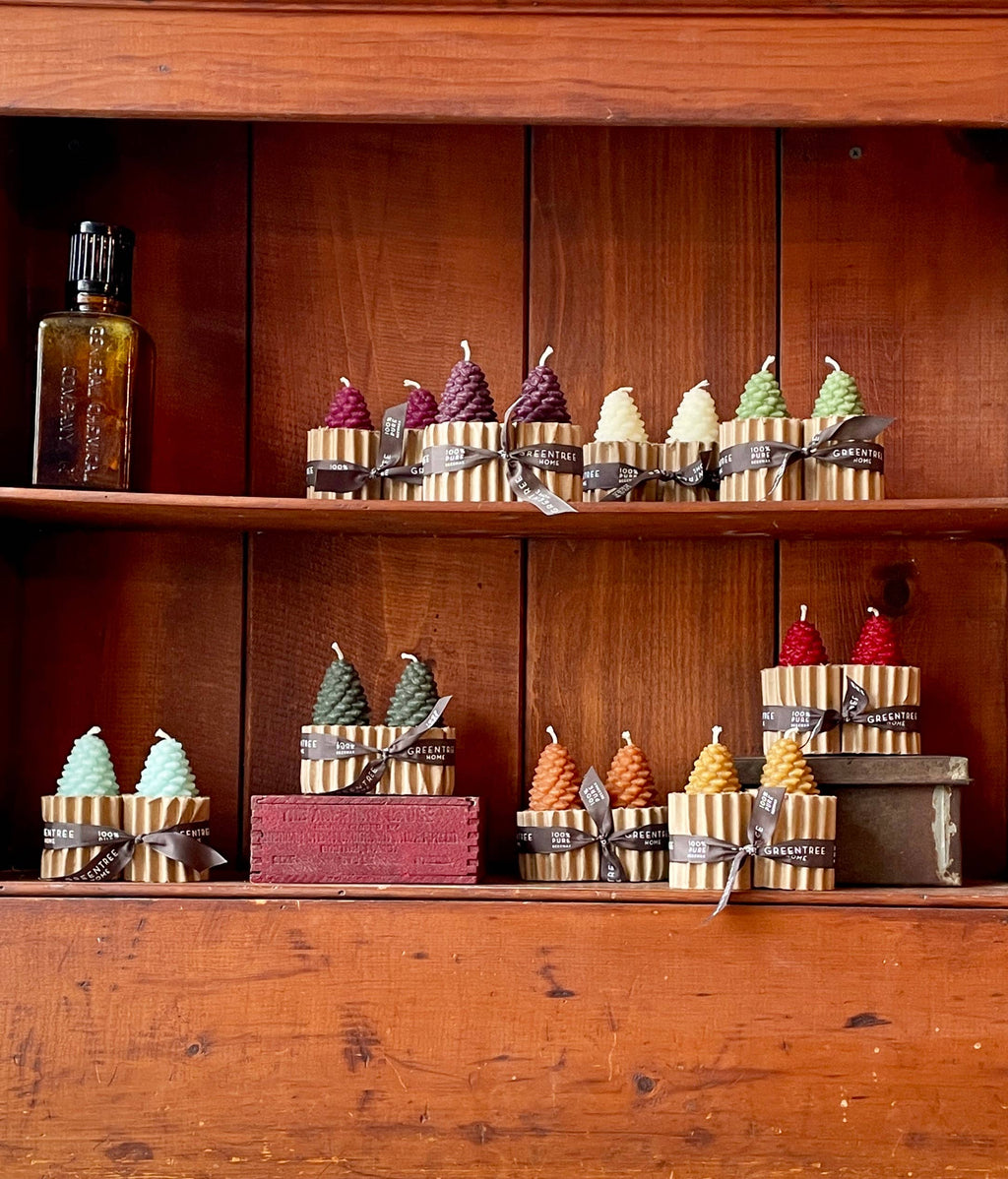 Greentree Pine Cone Beeswax Candles
