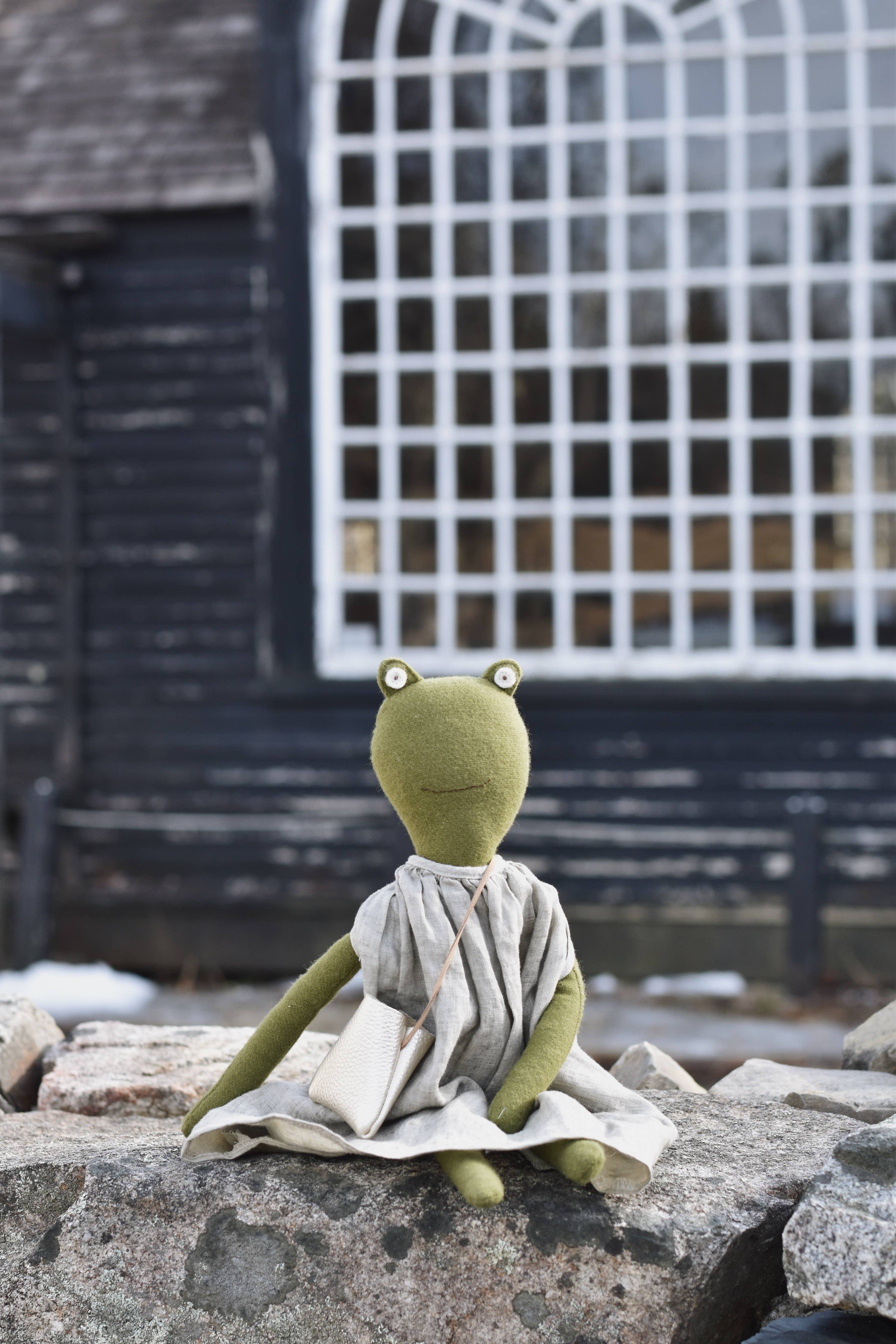 Woolgrass Fern the Frog - Canyon Linen Dress