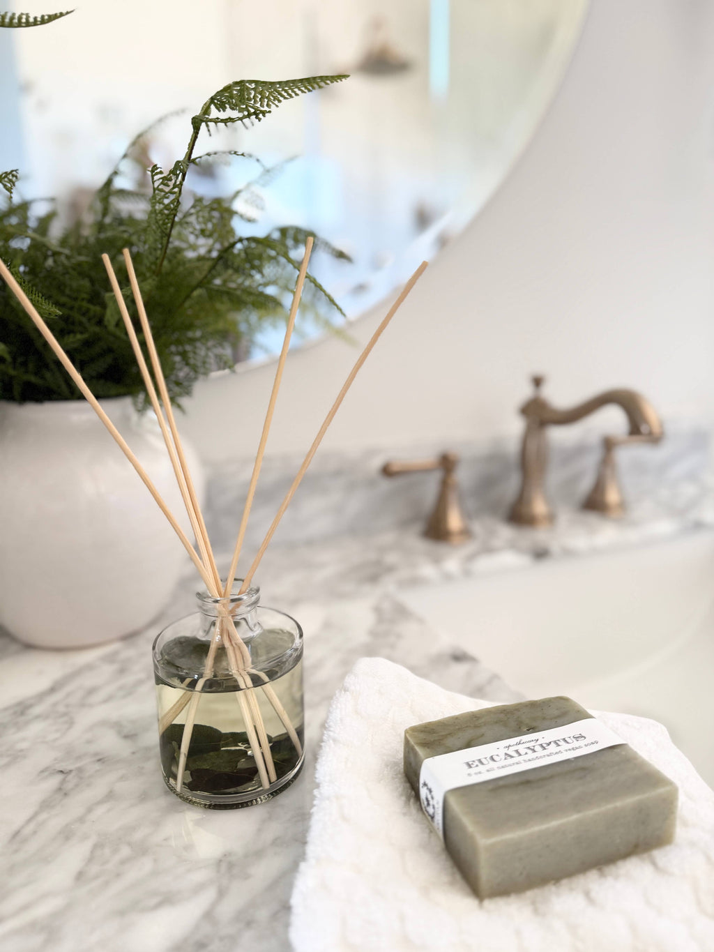 Nectar Republic Sea Salt + Eucalyptus Reed Diffuser