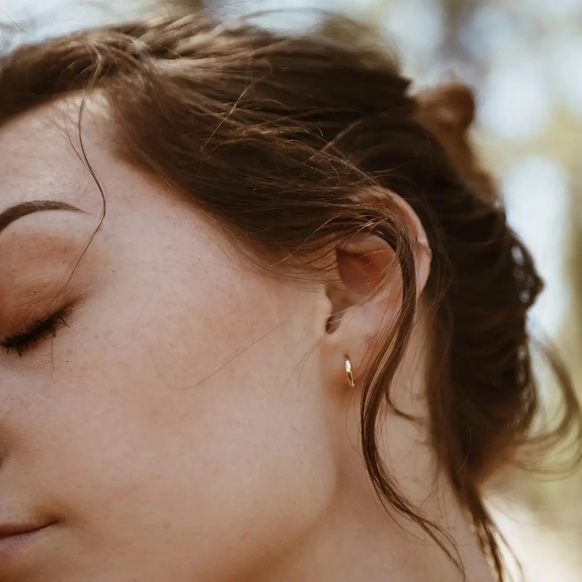 Ofina 10k Solid Gold Huggie Hoop