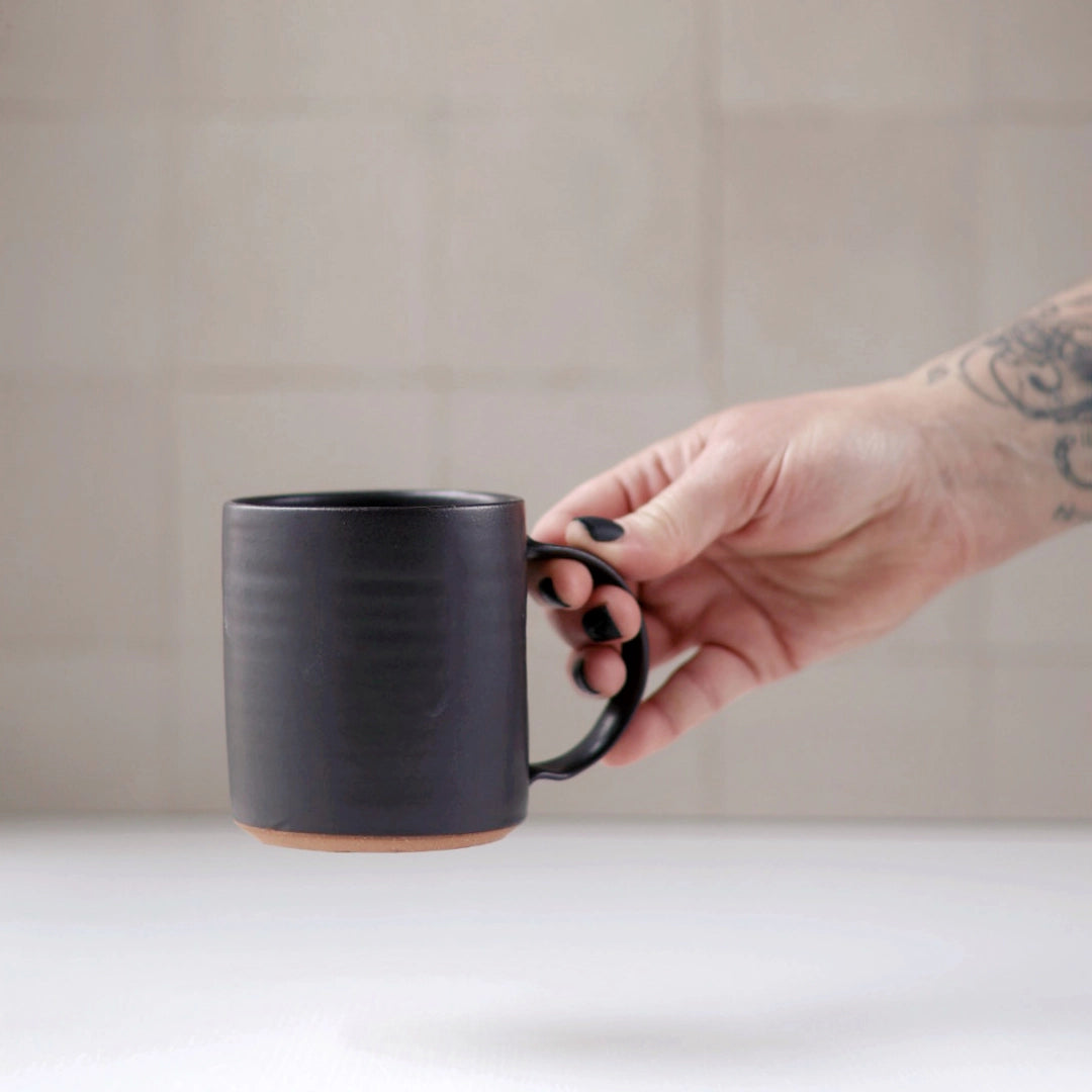 Gravesco Pottery Smooth Mug