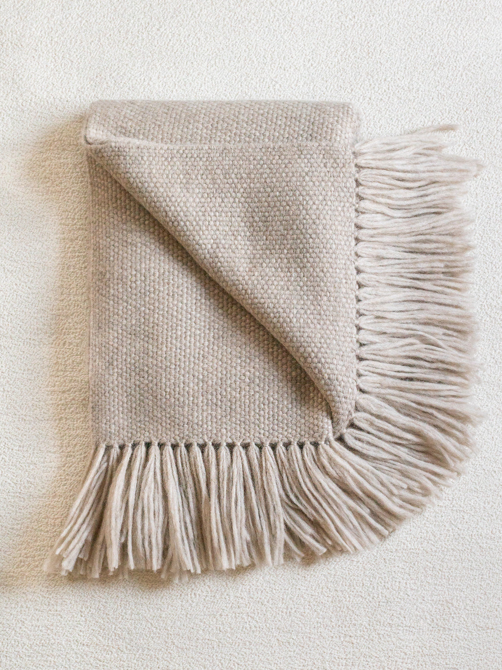 Latierra Basket Throw